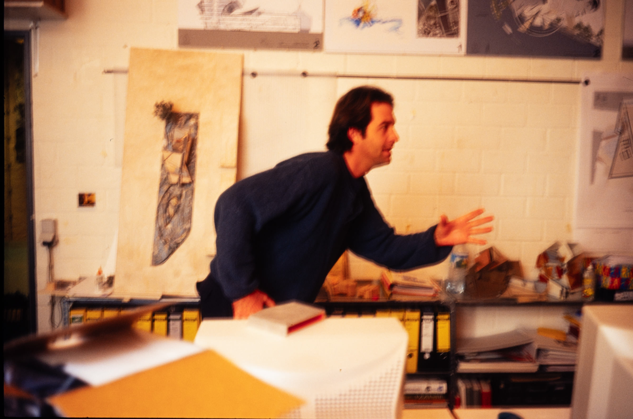 AHP F2001 07 005 sc240901 img11 NLP